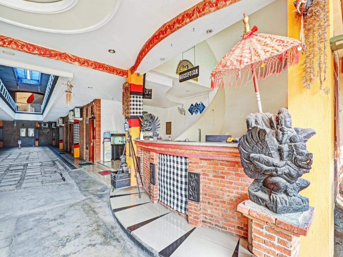 Oyo 90408 Hotel Horton Cirebon Exterior foto